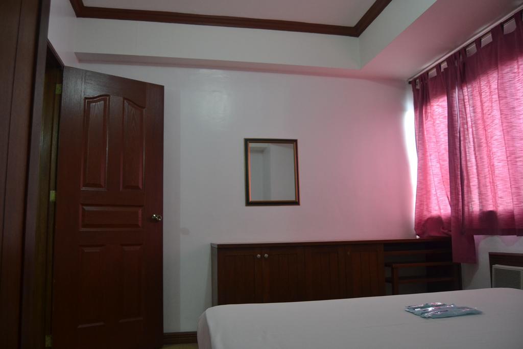 Isabelle Royale Paranaque Paranaque City Exteriör bild