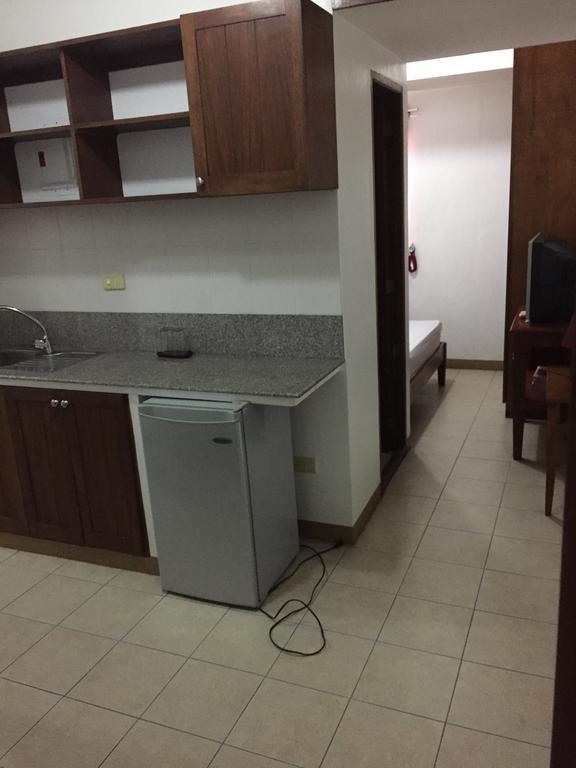 Isabelle Royale Paranaque Paranaque City Exteriör bild