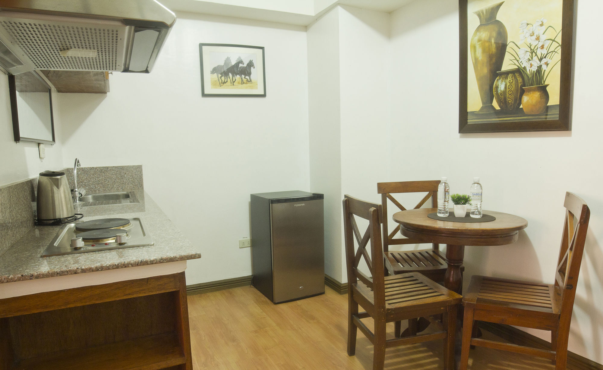 Isabelle Royale Paranaque Paranaque City Exteriör bild